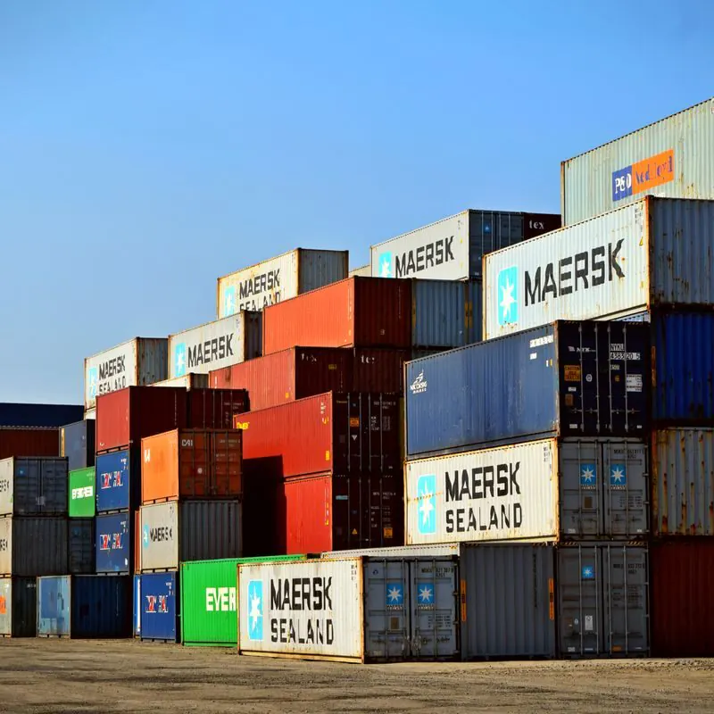 Maritime Green Hydrogen and Ammonia: Electrolyser Sizing for Port Hubs